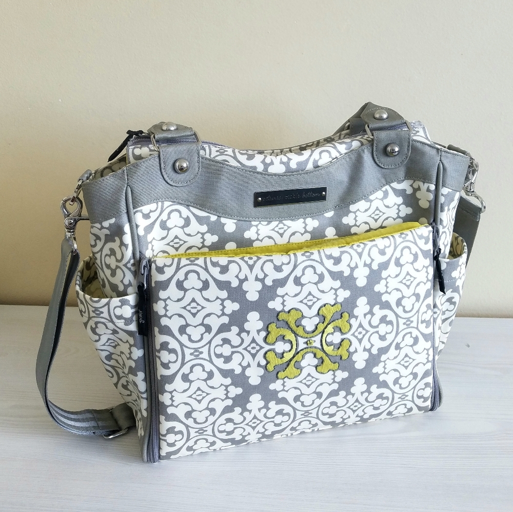 Petunia Pickle Bottom City Carryall Diaper Bag